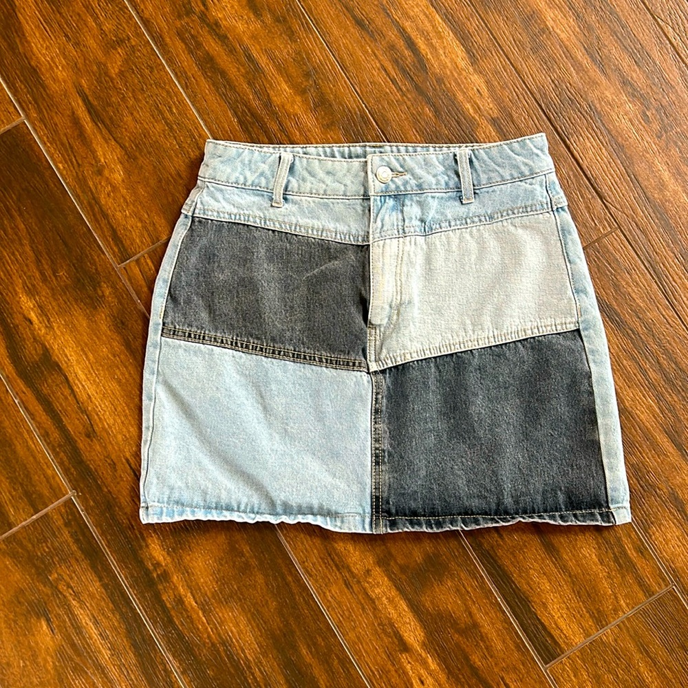 Wild Fable skirt size 4